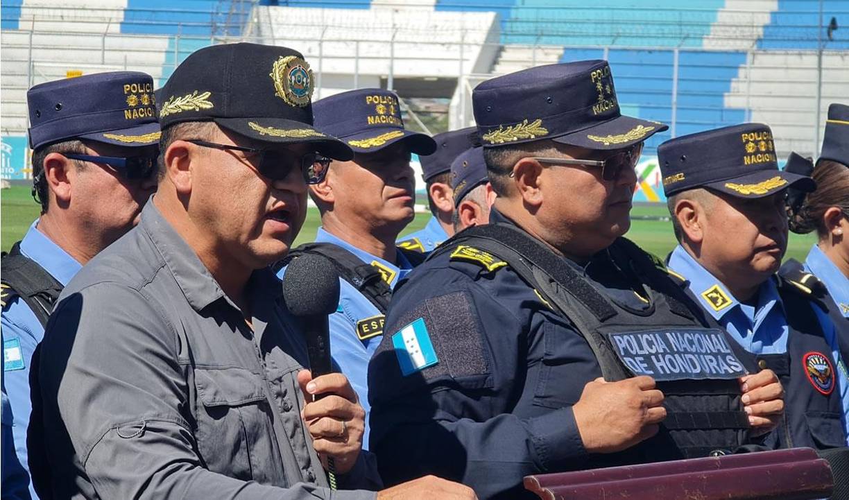 Gustavo Sánchez, Ministro de Seguridad dejó claro que se estará permitiendo el ingreso de chumpas por la temporada frío que hay en el país.