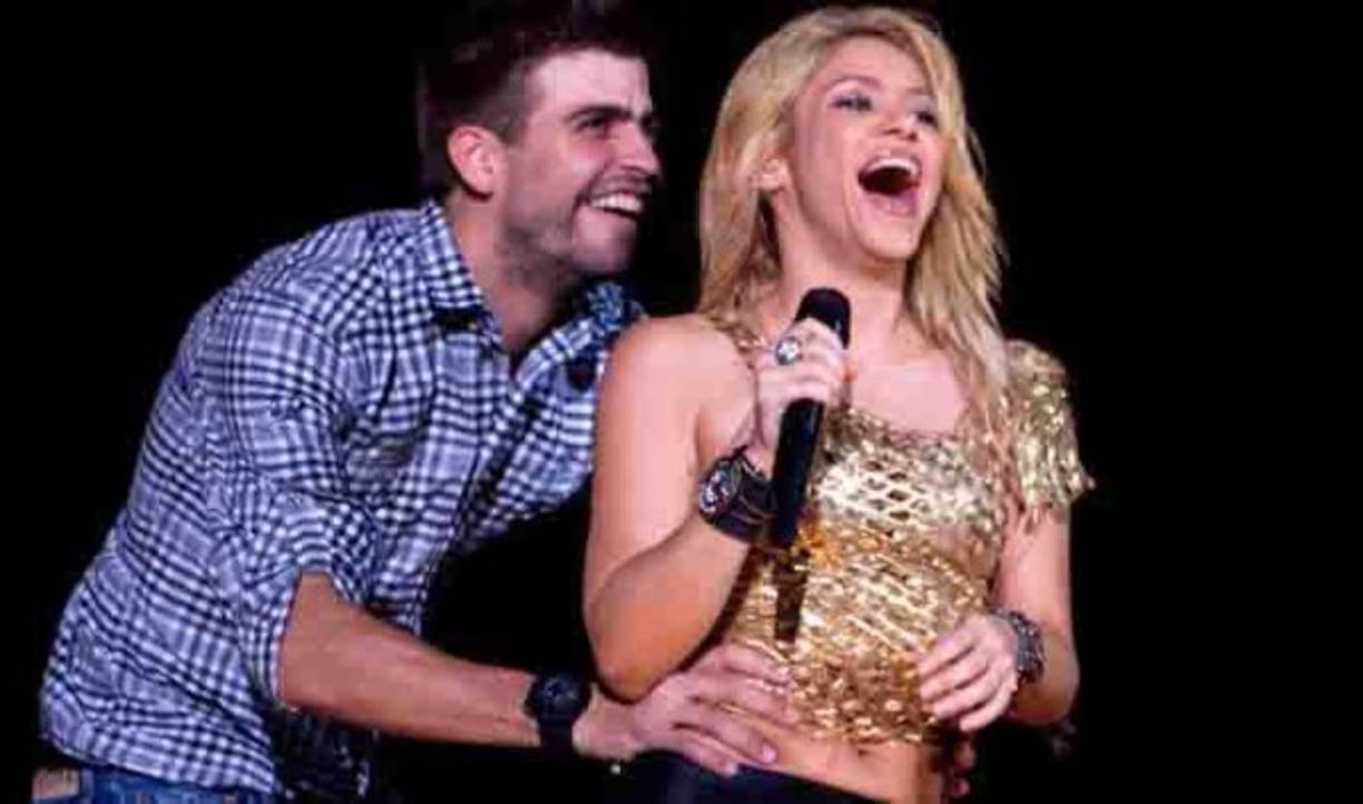 A pesar de que se ha dado a conocer que Shakira y Gerard Piqué están planeando montar un lujoso restaurante en Barcelona, la famosa Mhoni Vidente ha revelado que la famosa pareja terminará separándose a finales de este 2018.