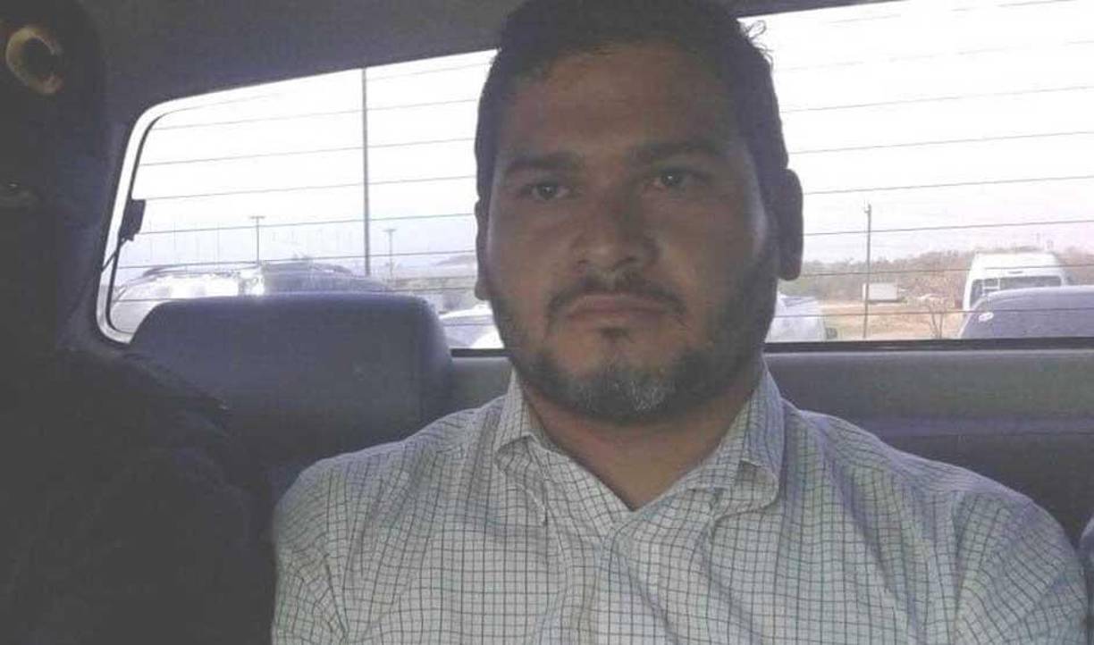 Roberto David Castillo Mejía: Miembro del Comité Ejecutivo de la Empresa Eléctrica Hondureña (ENEE) de 2006 a 2009, involucrada en corrupción relacionados con contratos gubernamentales cuando usó su cargo en el Ejecutivo de la ENEE Comité para interferir en el proceso de contratación pública y dirigir los contratos a un empresa en la que tenía un interés económico.