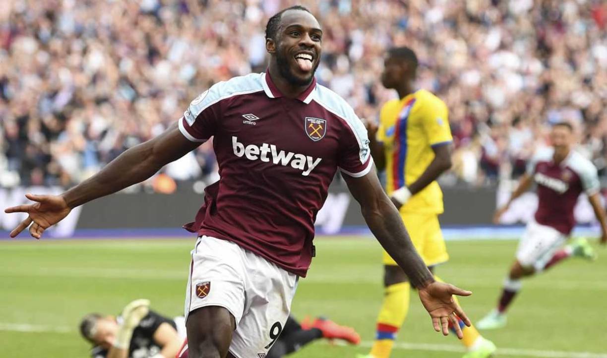 Michaeil Antonio, delantero y goleador del West Ham United de la Premier League. Es su máxima figura.