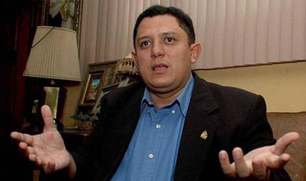 Edgardo Antonio Casaña Mejía: Actual congresista, se dedicó a corrupción significativa al reestructurar indebidamente el Instituto Nacional de Teachers’ Pensions para destinar más de $5 millones en beneficios a aliados políticos y constituyentes, con el fin de asegurar los votos y mantener el poder político.