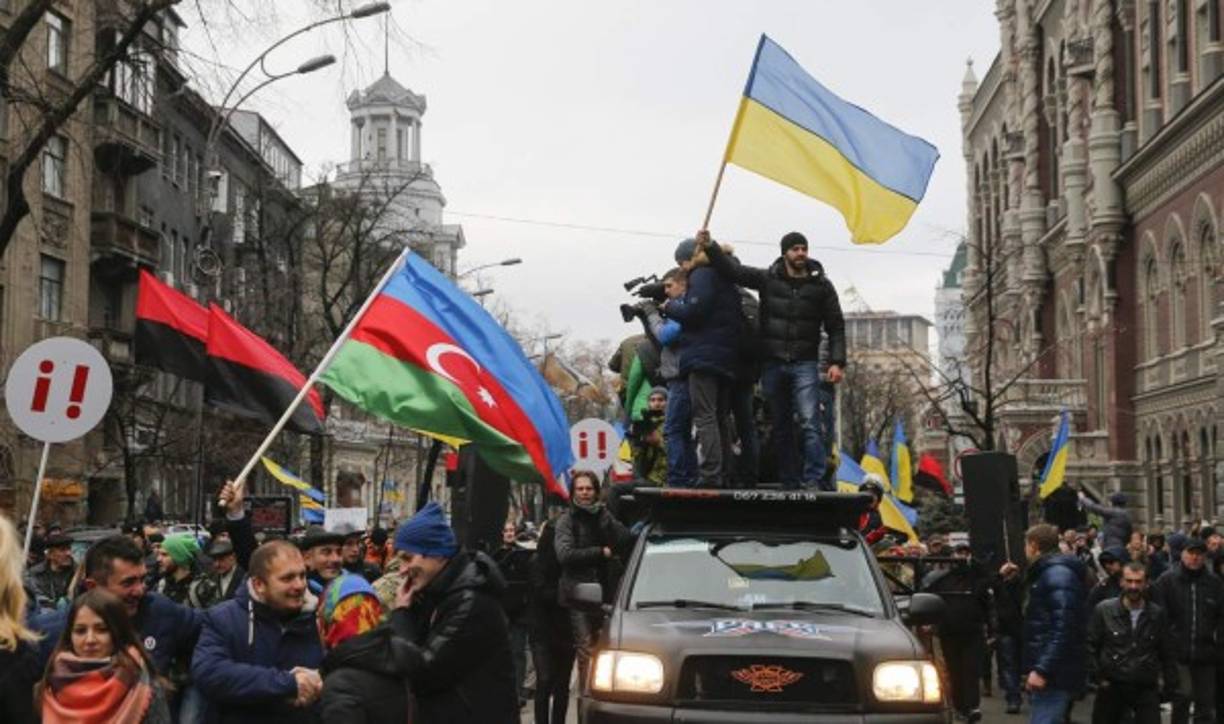 Ucrania. Impeachment para Petro. Manifestantes protestan para que el Parlamento acepte un juicio político contra el presidente Petro Poroshenko.
