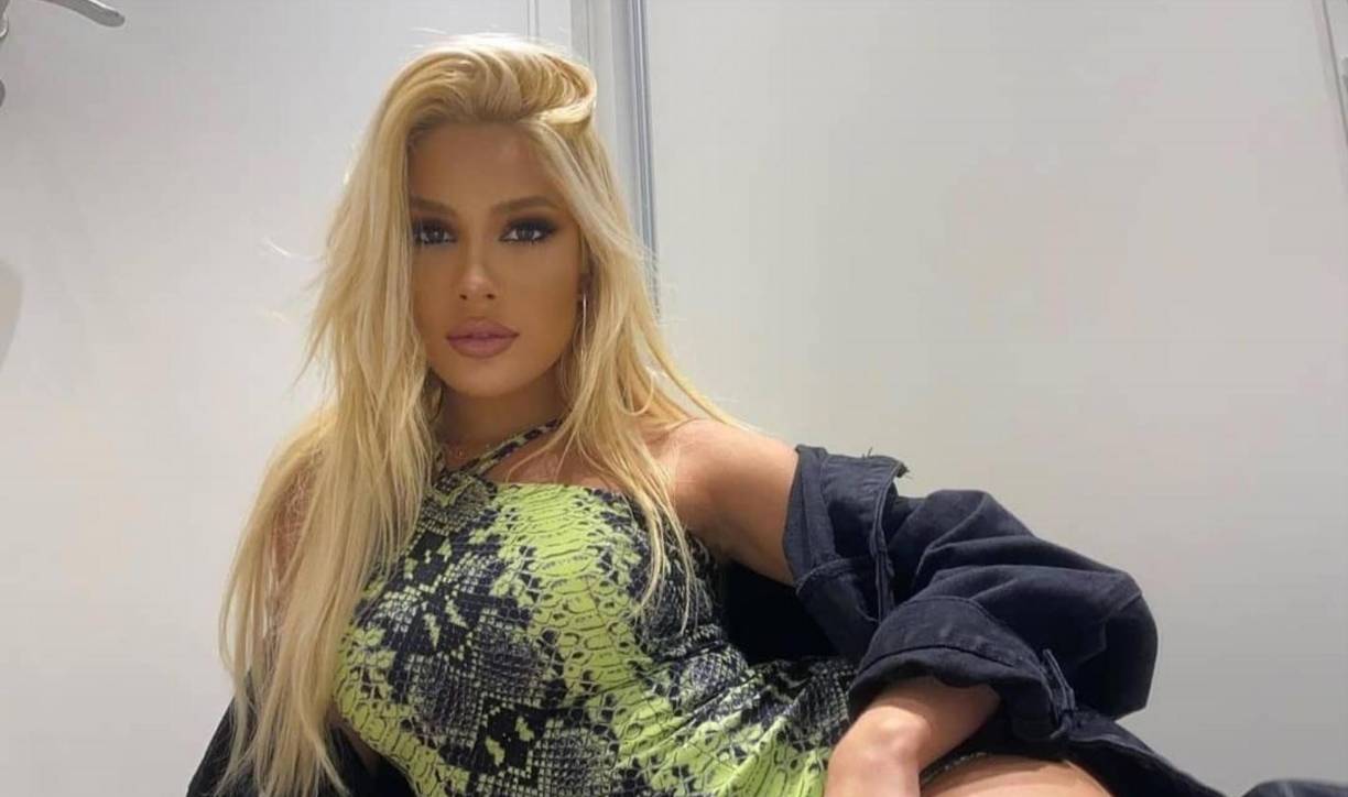 La modelo Karoline Lime sorprendió en las últimas horas al anunciar el fin de su relación sentimental con jugador del Real Madrid. Se convertirán en padres en los próximos días pero le pusieron fin a su noviazgo.