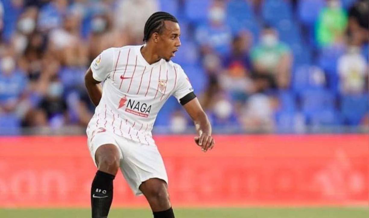 Jules Koundé: Defensor francés que milita en el Sevilla y es otro de los jugadores que ha pedido Xavi en el Barcelona.