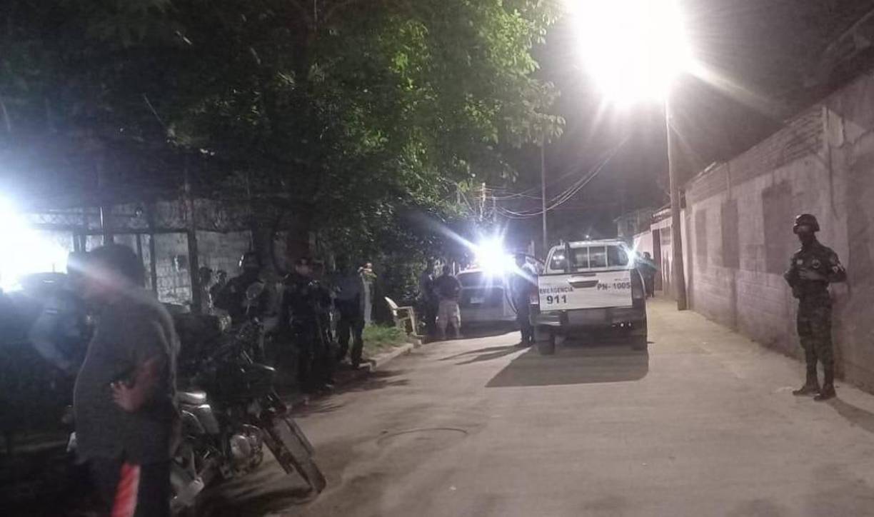 Anthony Josué y Jorge Emanuel estudiaban a distancia y por eso iban a clases presenciales los domingos a un colegio de Chamelecón donde el primero se graduaría este año de bachiller y Jorge Emanuel cursaba el noveno grado.