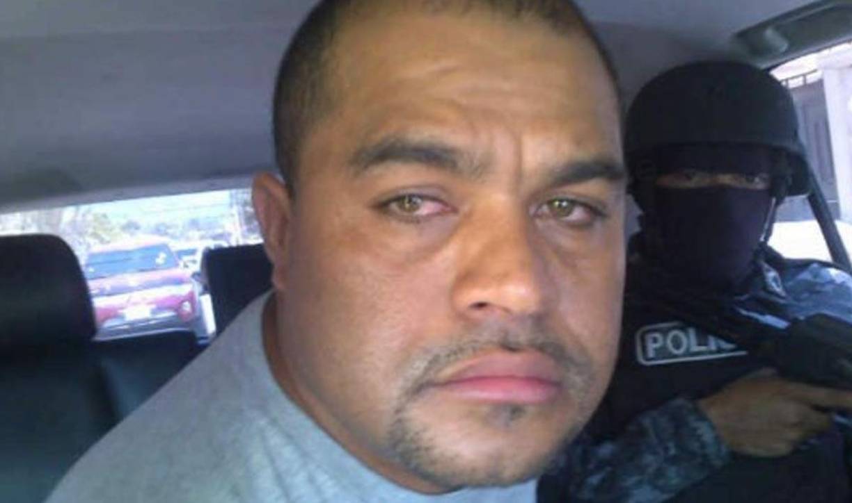 El narcotraficante hondureño Carlos Arnoldo “El Negro” Lobo salió de prisión en agosto de 2023 tras cumplir su condena por tráfico de drogas. Lobo cumplió 10 de los 20 años a los que fue sentenciado por la Corte del Distrito Sur de Florida.