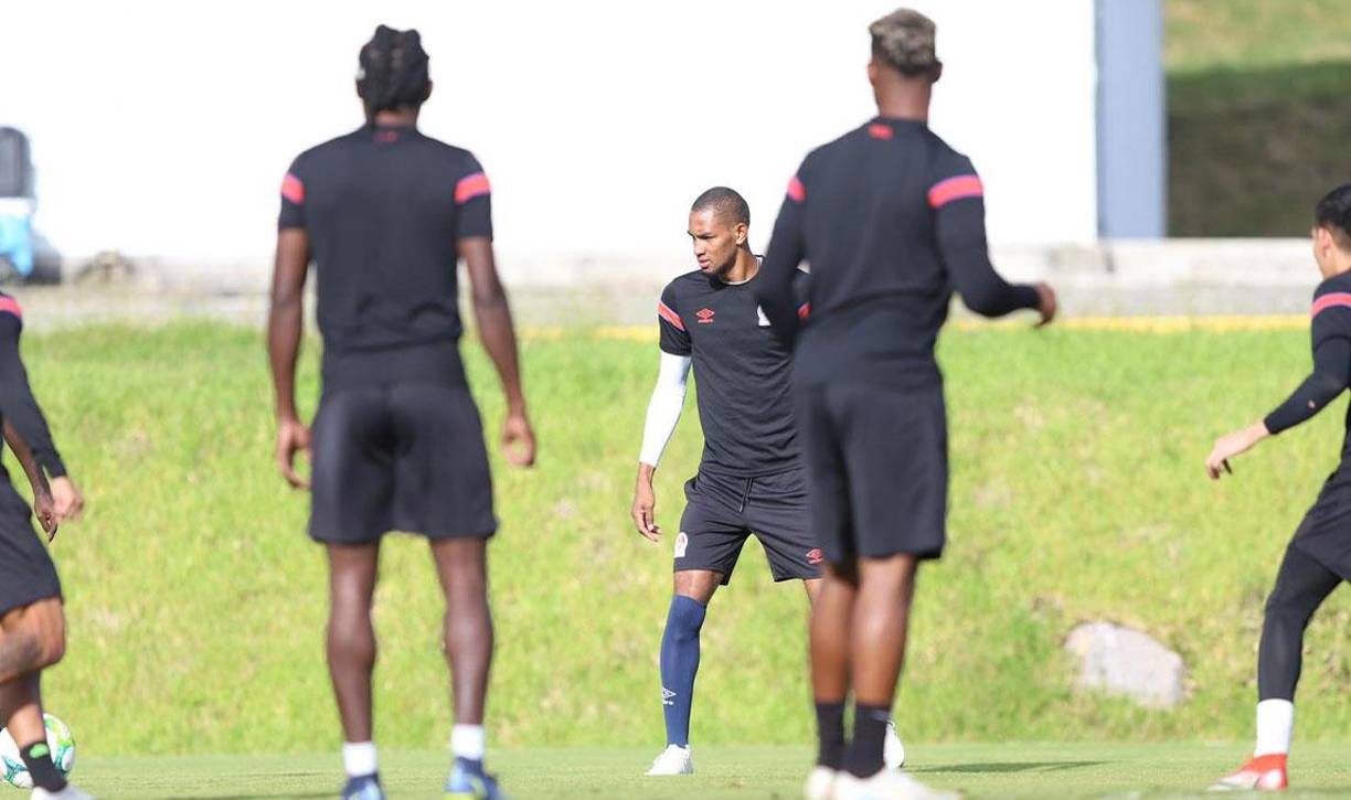 Jerry Bengtson es una de las esperanzas de gol del Olimpia.