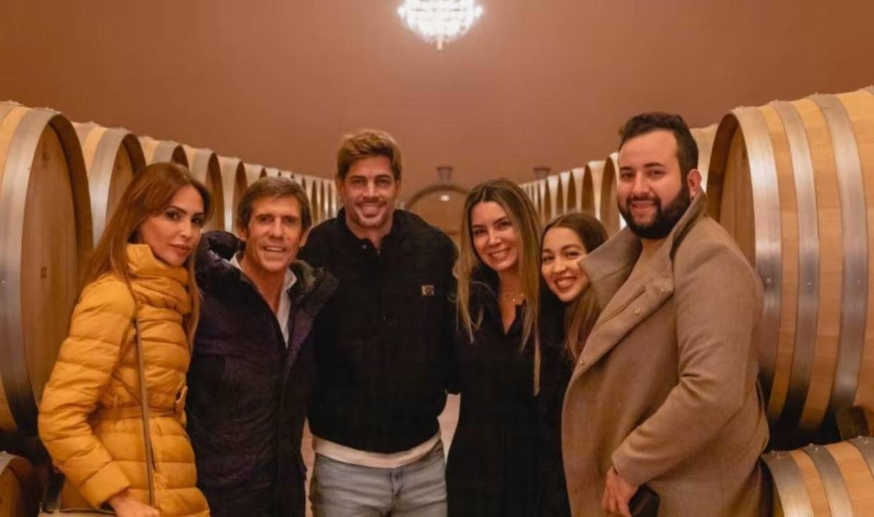 Las fotos de William Levy y Elizabeth Gutiérrez se han filtrado en redes sociales, y sus seguidores afirman que la pareja podría haberle dado una nueva oportunidad a su relación.