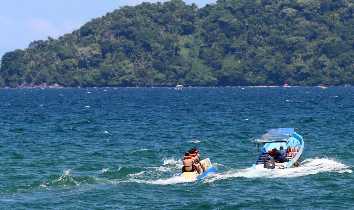 La Belleza natural que tiene la bahía de Tela encanata a propios y extraños. 