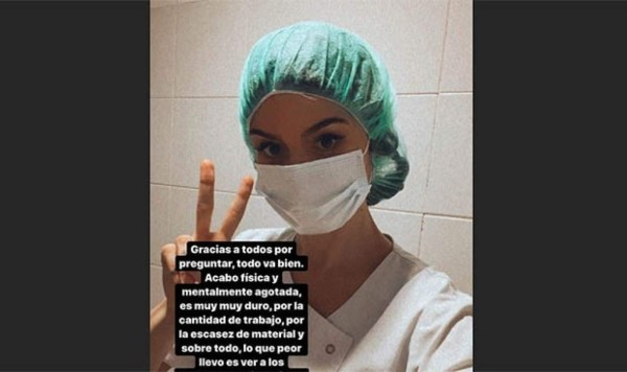 'Hace unos días recibí de una compañera mía un mensaje diciendo que necesitaban más personal sanitario y mandé mi currículum al Hospital Universitario La Paz, donde están un poco desbordados', dijo Ángela en un mensaje dirigido a todos sus seguidores.