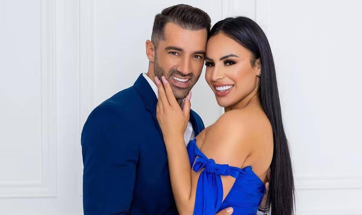 Junto a la foto, Evelyn Beltrán colocó un emoji de corazón y otro del símbolo del infinito, causando aún más intriga entre los internautas.