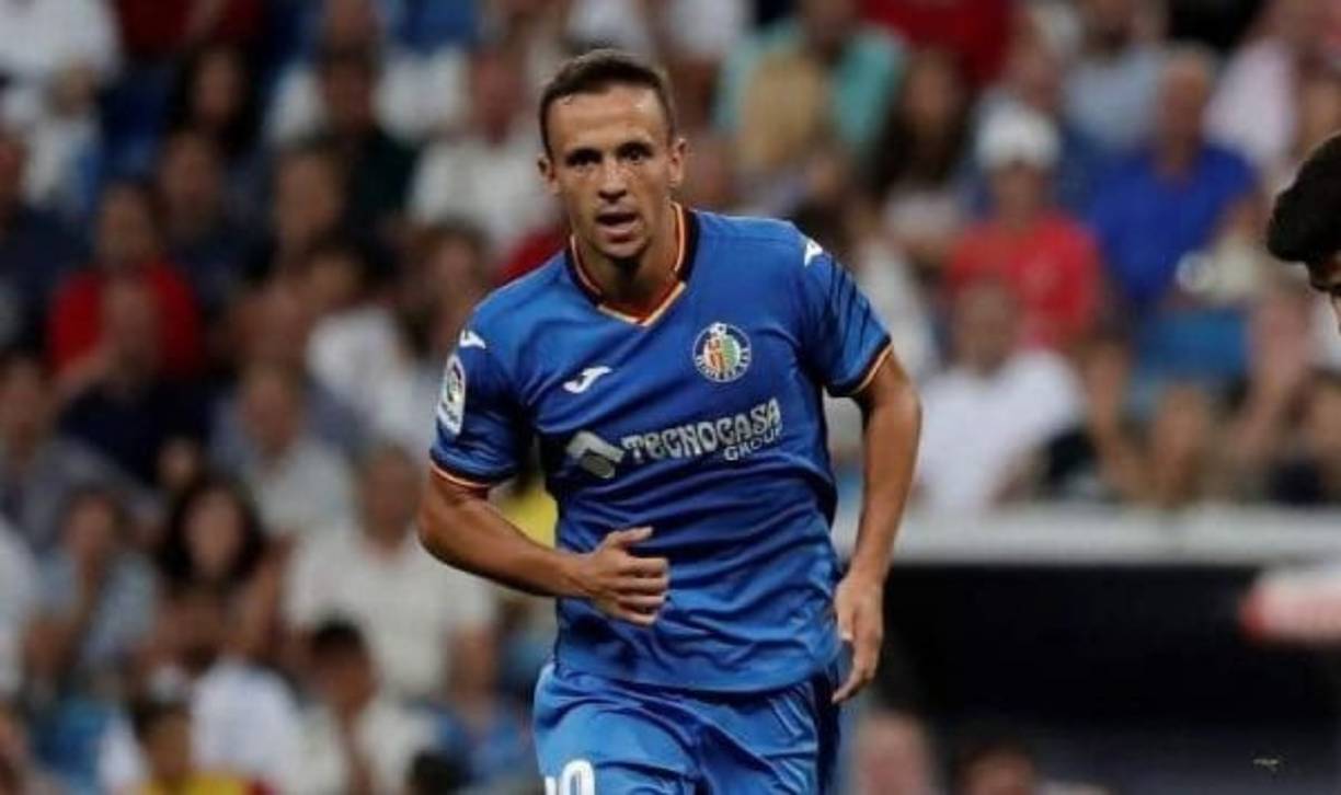 El West Ham de la Premier League de Inglaterra ha mostrado interés en hacerse con los servicios del serbio del Getafe, Maksimovic.