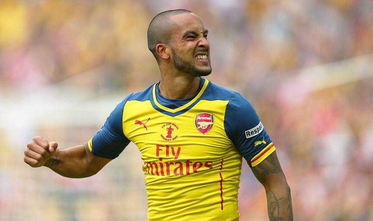 El antiguo internacional inglés Theo Walcott, figura adolescente del Arsenal (2006–2018) en la época dorada de Arsène Wenger, anunció este viernes su retirada a los 34 años, tras una última etapa en el Southampton, el club en el que se formó.
