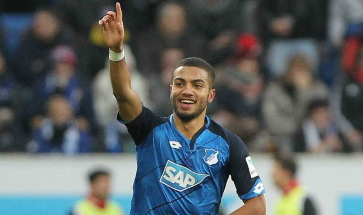 El lateral zurdo del Hoffenheim, Jeremy Toljan, está siendo una de las sensaciones de la temporada en la Bundesliga y ha captado el interés de grandes clubes. Según The Sun, Chelsea, Bayern Múnich, Juventus y Nápoles ya han preguntado por la situación del zaguero alemán. Tiene 22 años y termina contrato en 2018.