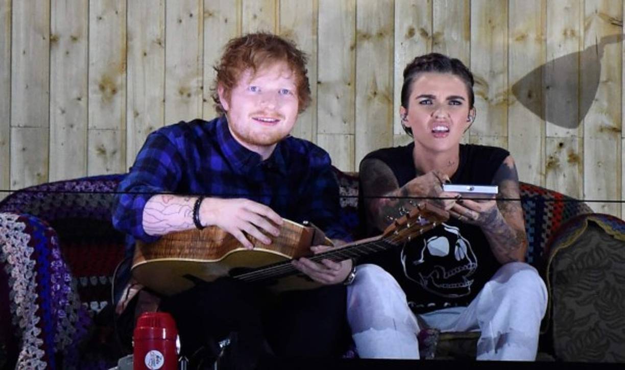 Ed Sheeran y Ruby Rose.