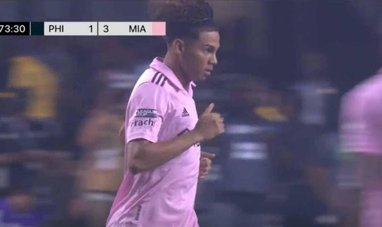 De Honduras para el mundo: El hondureño David Ruiz ingresó a los 73 minutos cuando el juego estaba 3-1 a favor del Inter Miami.