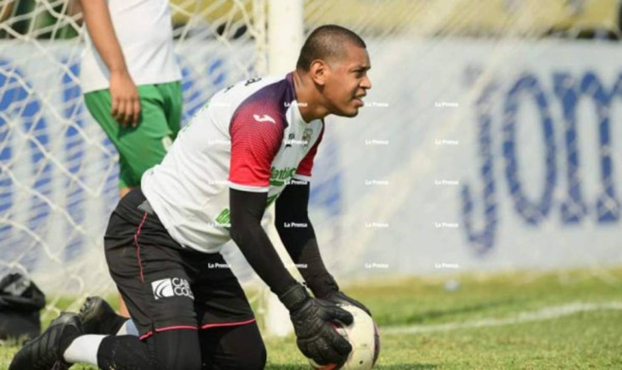 Denovan Torres: El portero no fue tomado en cuenta, ante Ecuador fue convocado por Fabián Coito y en esta ocasión ha quedado al margen de la lista.