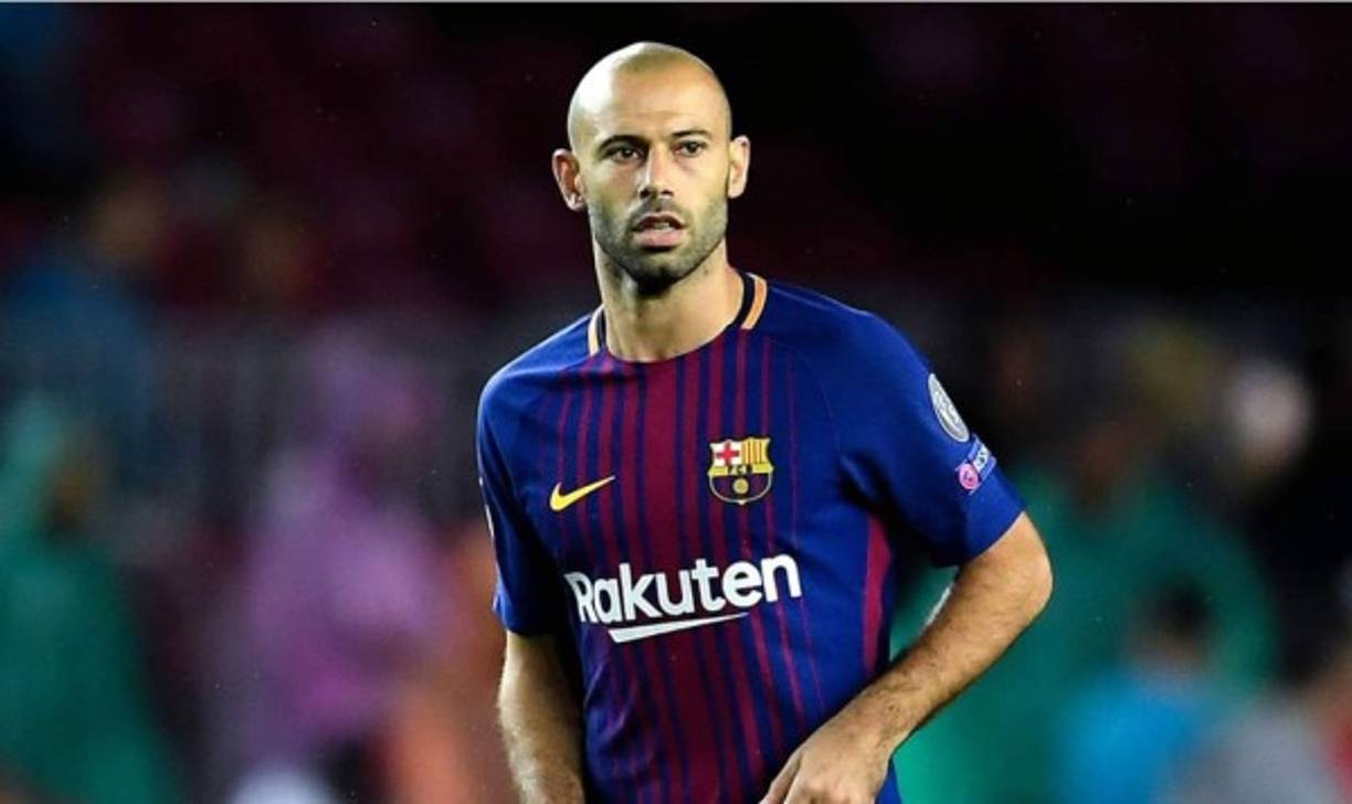 La salida de Javier Mascherano del Barcelona es ya un hecho. En cuestión de días, el 'Jefecito' hará las maletas con destino al Hebei China Fortune. Sin embargo, a pesar de informaciones que sitúan el traspaso del argentino en una cantidad que ronda los diez millones de euros, desde su club de destino las informaciones apuntan en sentido contrario, desvelando que la cifra que ingresará el Barcelona por la venta del futbolista argentino no supera los seis millones de euros. En concreto, el tope estaría fijado en los 5,7 millones de euros que delimitan el impuesto de lujo en los traspasos extranjeros en el fútbol chino.