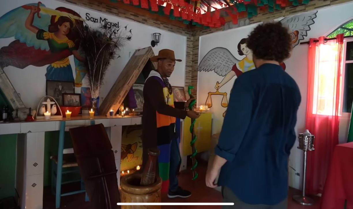 Internautas saltaron a las redes sociales para criticar y halagar la visita de Luisito Comunica. “¡De locura!, ni yo que soy de República Dominica me atrevo a visitar esos lugares”, “Luisito hizo de todo, hasta de brujeador anduvo”, son los comentarios que se leen el video de su canal de YouTube.