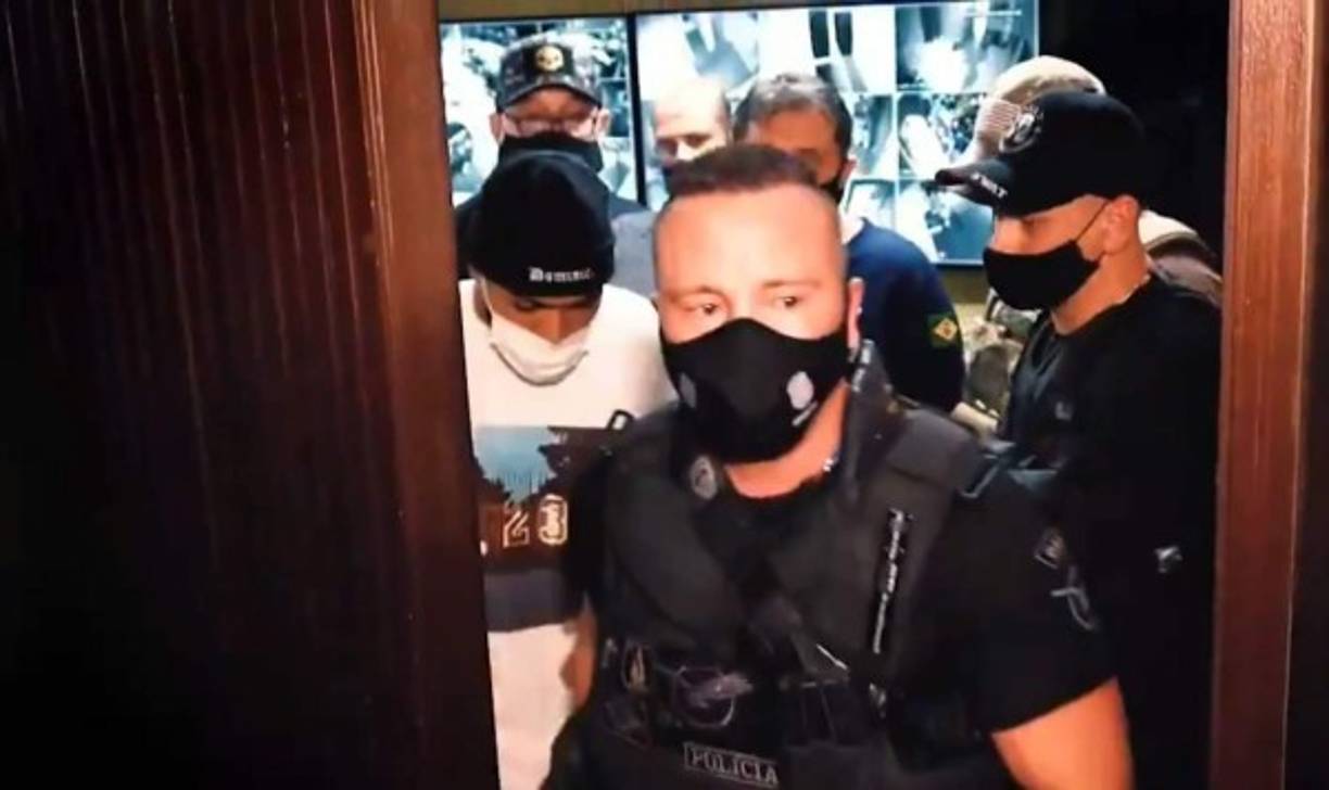 “No acostumbro ir a casinos. Lo único que juego es videojuegos. Estaba con amigos con los que había ido a cenar. Cuando estábamos saliendo, porque percibimos que había mucha gente, llegó la Policía”, dijo Gabigol.