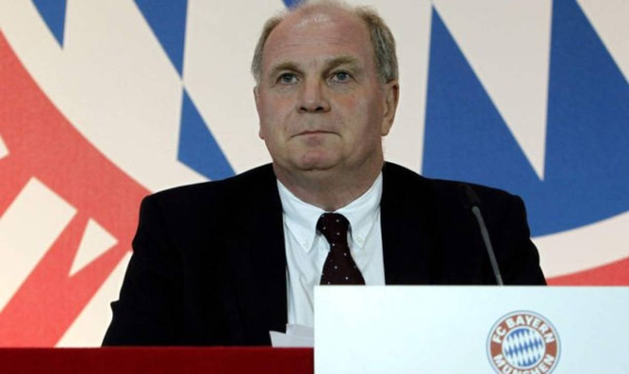 Uli Hoeness<br/>El presidente del Bayern de Múnich fue condenado en 2014 a tres años y medio de prisión por haber defraudado al fisco alemán aproximadamente 28,5 millones de euros. Después de haber cumplido 21 meses entre rejas, de los cuales la mitad en régimen de semilibertad, recuperó el cargo de presidente en noviembre de 2016.