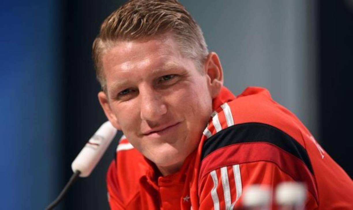 El alemán Bastian Schweinsteiger, campeón del mundo con su selección en Brasil 2014, tiene una cuenta bancaria que se eleva hasta los 75 millones.