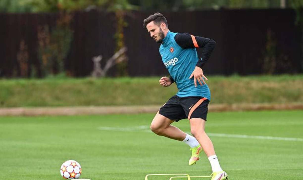 Saúl Ñíguez: El centrocampista español podría dejar las filas del Chelsea en enero del 2022 ya que no goza de la confianza del entrenador Thomas Tuchel.