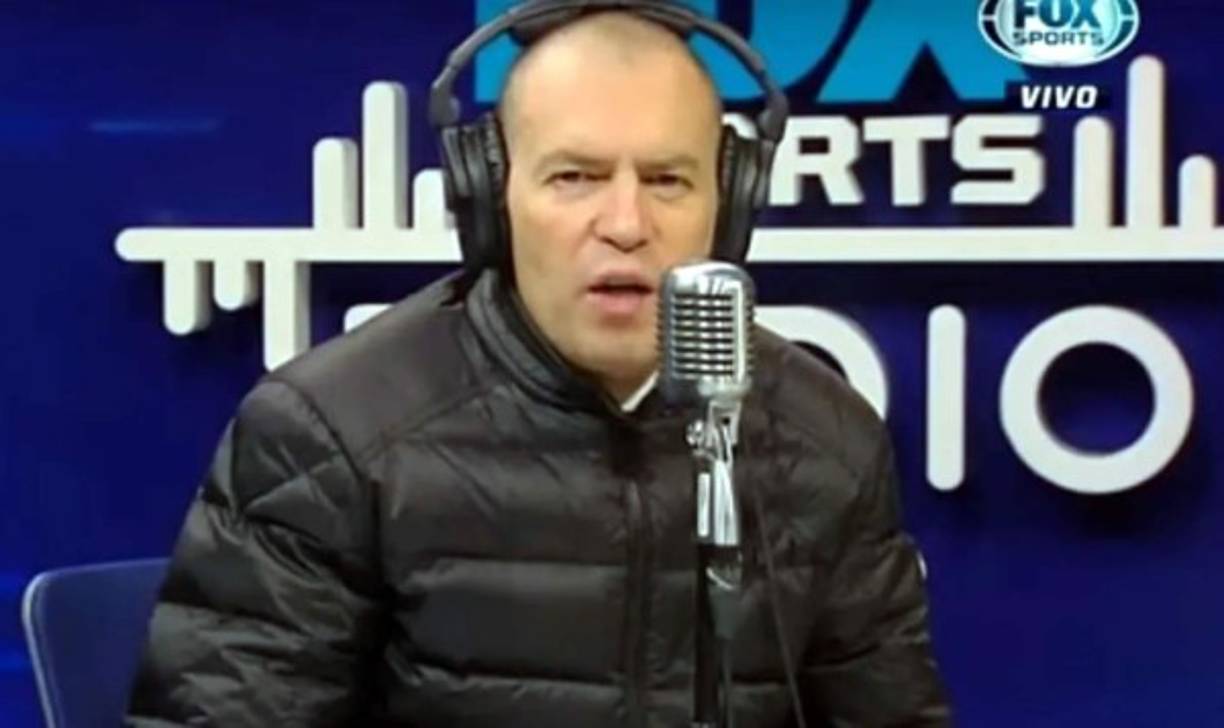André Marín, además de ser conductor de La Última Palabra, también lo es en Fox Sports Radio.