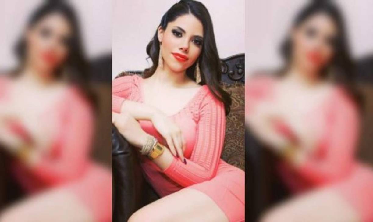 La guapa chica labora en el programa “Las Noches del Futbol” de Multimedios de Monterrey.