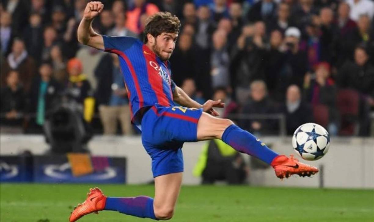 Sergi Roberto tiene sobre la mesa la propuesta de renovación que le ha realizado el Barcelona para seguir luciendo el escudo culé los próximos cinco años. La cláusula actual es de 40 millones, el Barça le propone subirla hasta los 400.