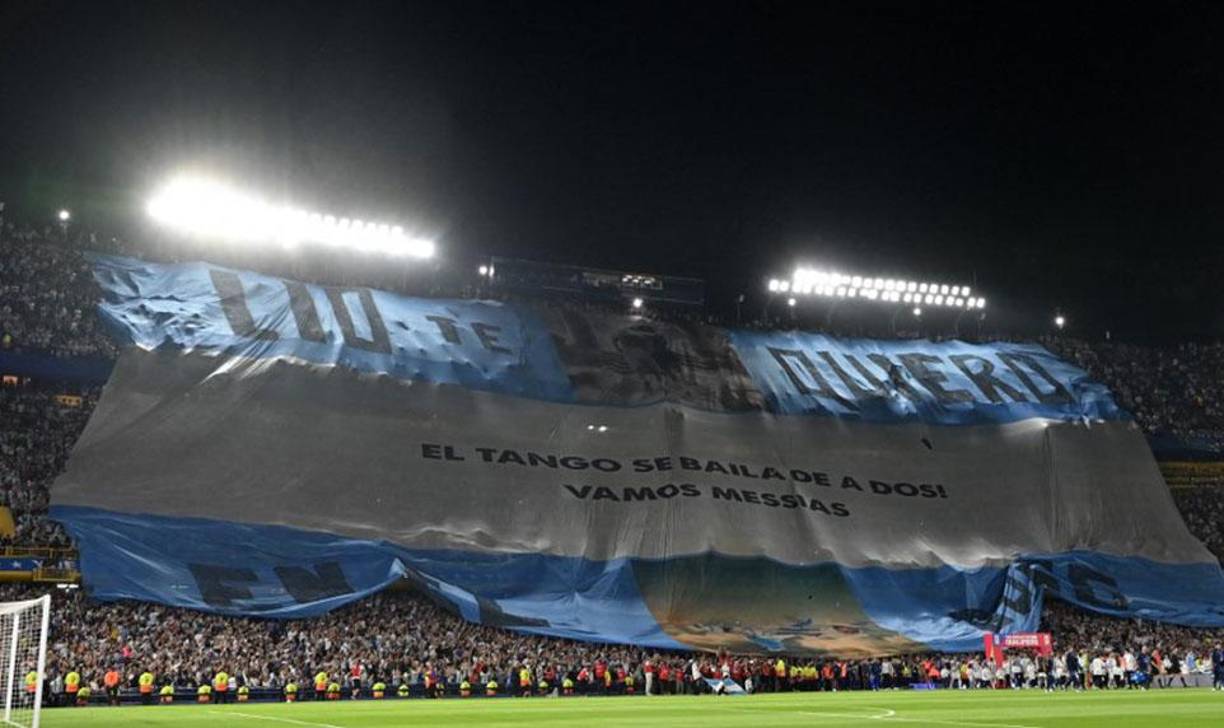 En La Bombonera se vivió una fiesta deportiva en la previa del Argentina vs Uruguay. 