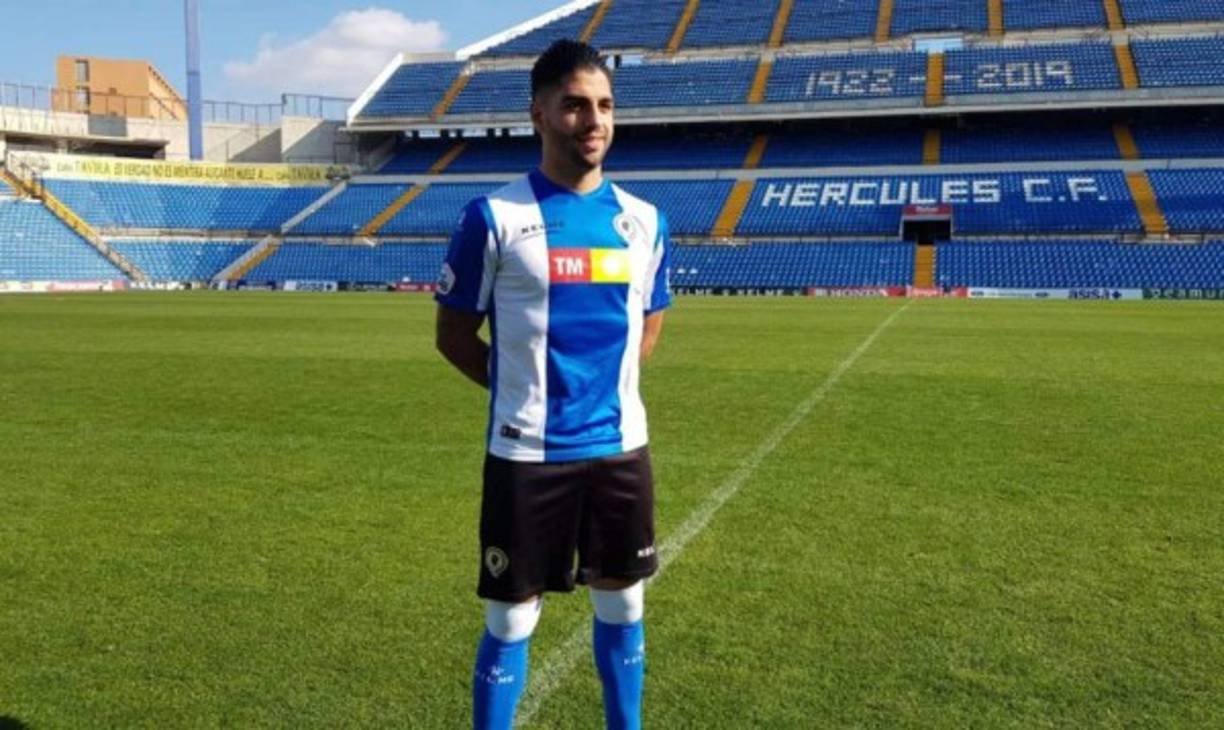 Jona Mejía ha sido dado de baja en el Hércules de Alicante, club de la Tercera División de España. El equipo ha informado que el delantero hispano hondureño no continuará la próxima temporada tras rescindirle el contrato. Le quedaba un año más.<br/><br/>El nombre del catracho suena para reforzar al Alcoyano, también de la tercera categoría. Ya han iniciado las negociaciones.