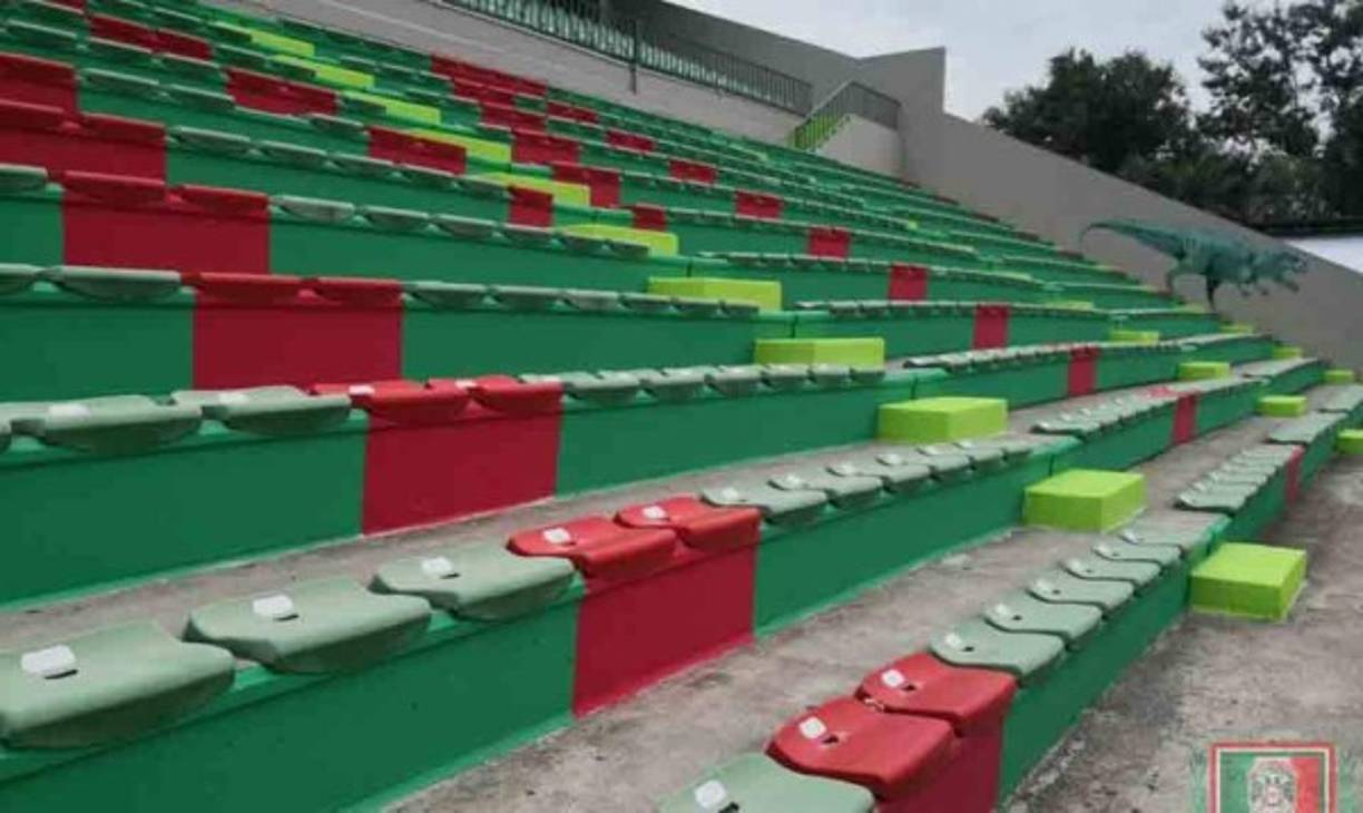 Las graderías del estadio Yankel Rosenthal han sido pintadas y lucen impecables.