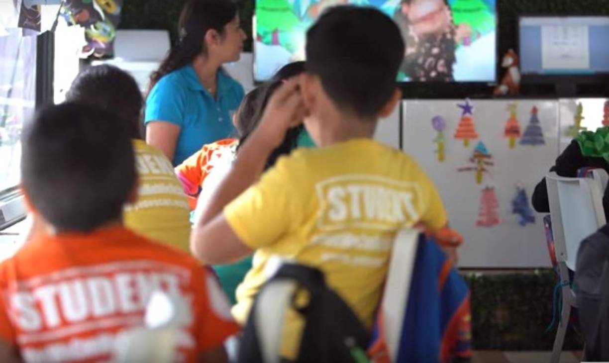 La escuela comenzó en julio operando a full capacidad, dando clases a 45 niños de cinco y 15 años.