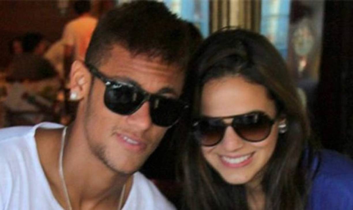 Neymar y Marquezine fueron una de las parejas más famosas de Brasil cuando el jugador pertenecía al Santos y ya empezaba a despuntar como figura internacional.