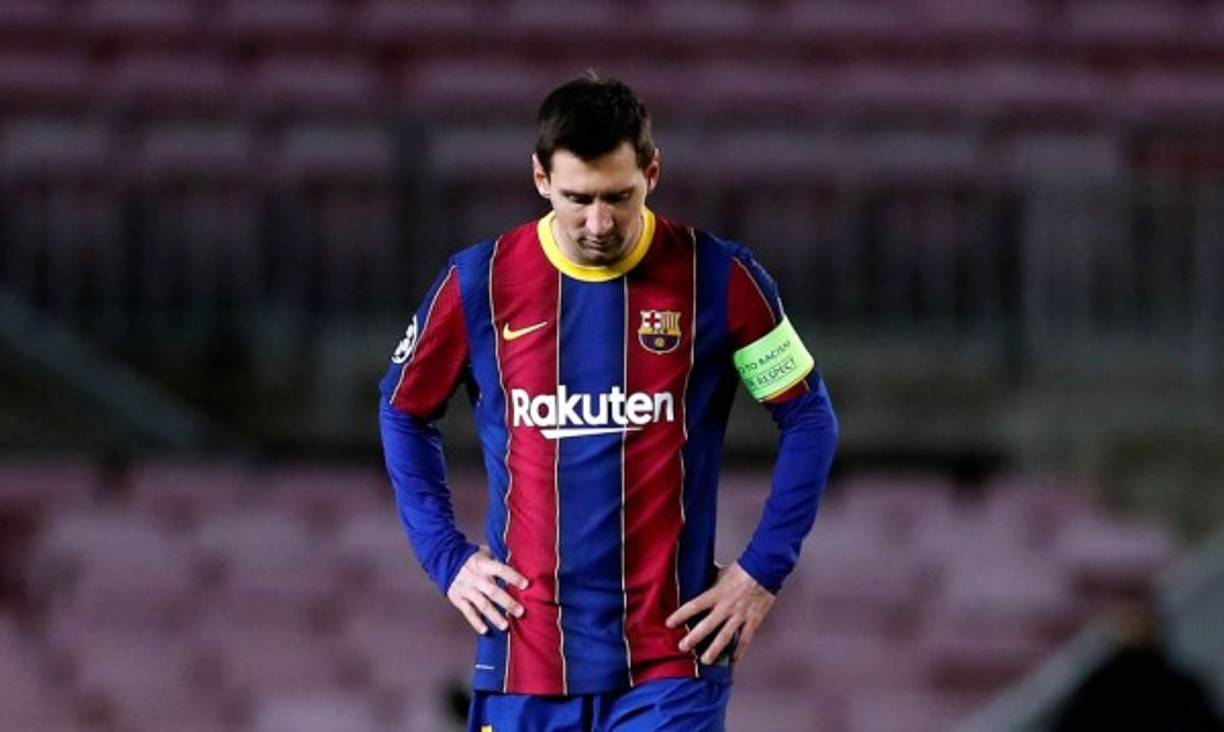 Messi, cabizbajo tras un gol de la Juventus. El argentino sufrió la derrota de su equipo.