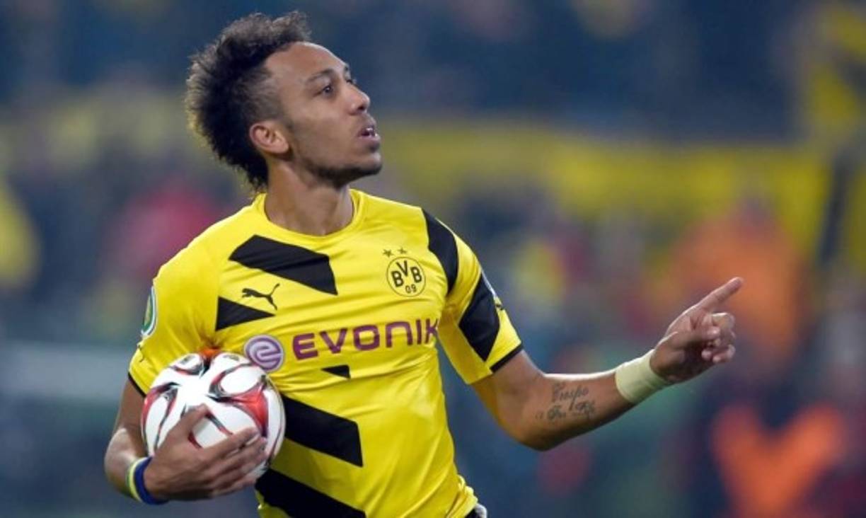 Pierre-Emerick Aubameyang (26 años, delantero) - Borussia Dortmund. Con 24 goles en 23 partidos esta temporada, el internacional con Gabón es el máximo goleador de la Bundesliga. Liverpool, Manchester City y Manchester United están interesados en él.