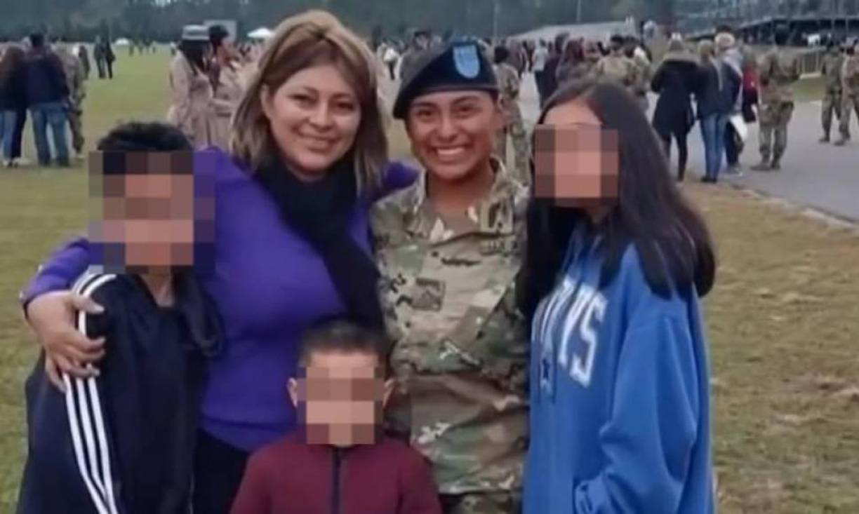 Durante una conferencia de prensa en mayo en Texas, la familia de Dueñas Aguilar pidió justicia para ella, quien dejó atrás a un hijo de 4 años.