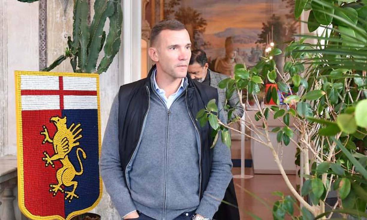 El antiguo delantero estrella del AC Milan, Andriy Shechenko, fue nombrado nuevo entrenador del Génova, luego de la destitución el sábado de Daniele Ballardini, según anunció el club decano de la Serie A.