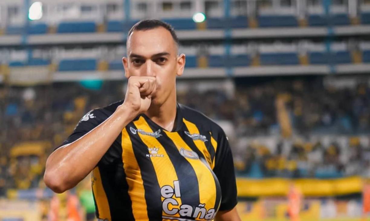 Devron García: Para muchos es una sorpresa su llamado debido a su cuestionable nivel que ha presentado con el Real España en el inicio de la temporada.