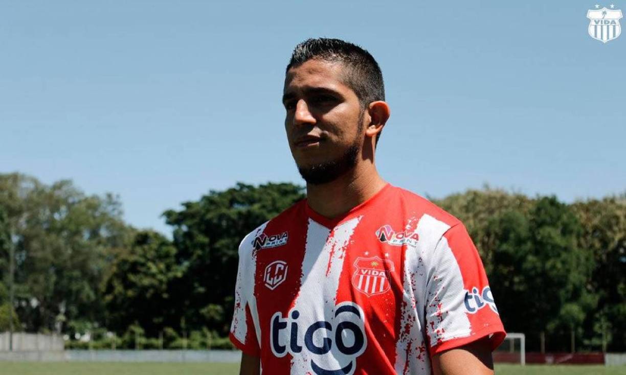 Juan Ramón Mejía: El delantero no sigue en el Vida.