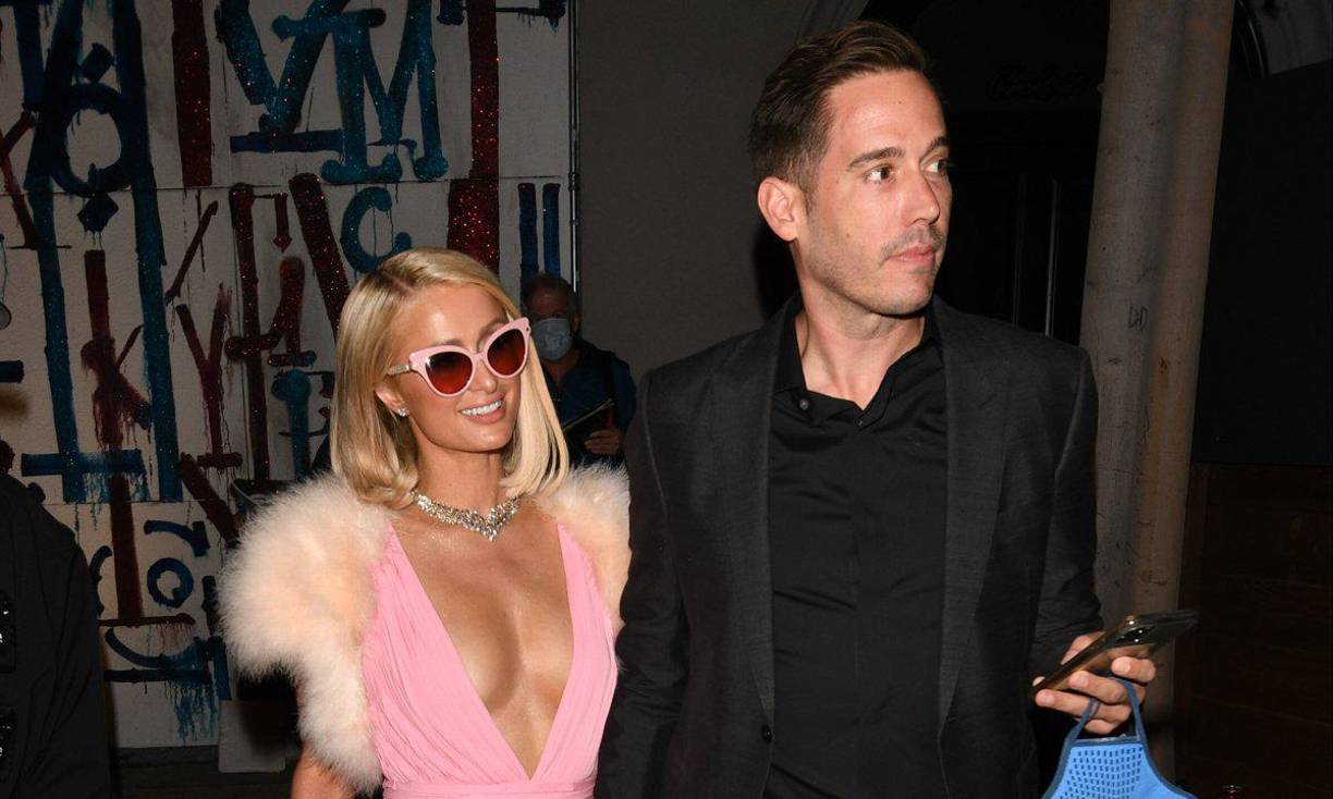 Eso incluiría, por supuesto, a la propia Paris, que ahora se ha convertido en madrastra, un nuevo rol que sin duda abordará con el glamour que la caracteriza.