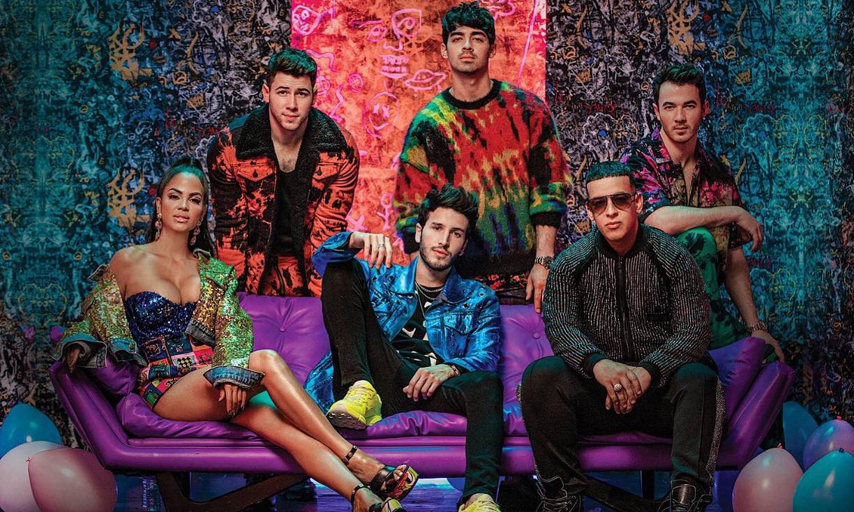 La dirección está a cargo de <b>Jessica Yu</b>, conocida por su trabajo en<b> </b><i><b>Quiz Lady</b></i> y <i><b>This Is Us</b></i>, y la producción estará a cargo de los mismos Jonas Brothers, junto a Adam Fishbach, Spencer Berman y Scott Morgan. Además, la música será un componente clave del proyecto, con<b> Justin Tranter,</b> nominado al Grammy, con funciones de productor musical ejecutivo y compositor de canciones originales para la película.