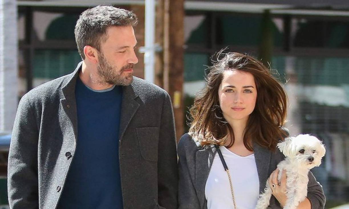 Affleck y De Armas se separaron tras cerca de un año de relación. La pareja comenzó su idilio a principios de 2020 mientras rodaban en Nueva Orleans el filme 'Deep Water'.
