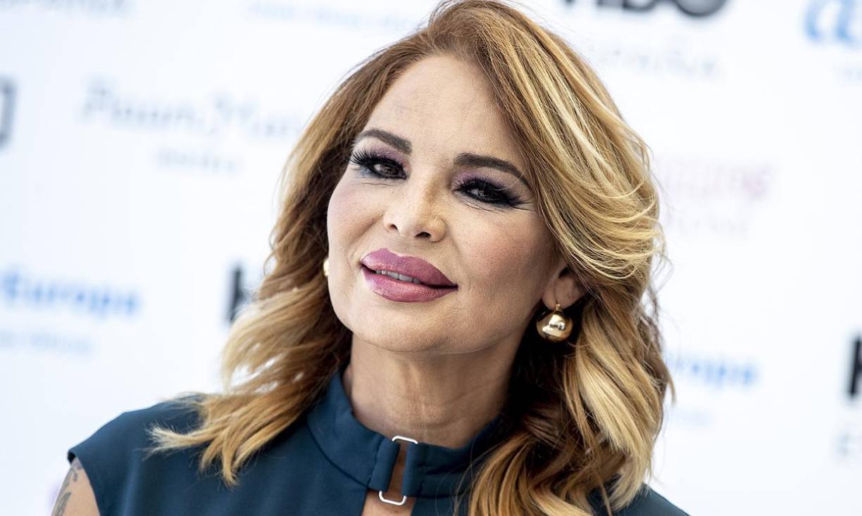 “Yo quería agradecer a toda la gente que ha estado ahí. Sobre todo, a todos ustedes, a todos mis fans que han estado al lado mío. Siempre me han estado apoyando y quería darles las gracias”, ha sostenido la actriz.