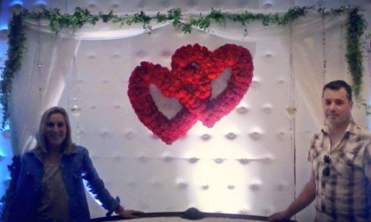 'Que mañana el clima y el submarino se vea en superficie. Seguimos rezando y esperándolos a todos.<br/>Es duro, desalentador por momentos,pero tienen que encontrarlos. Dios esta poniéndome una prueba de fe muy grande.'