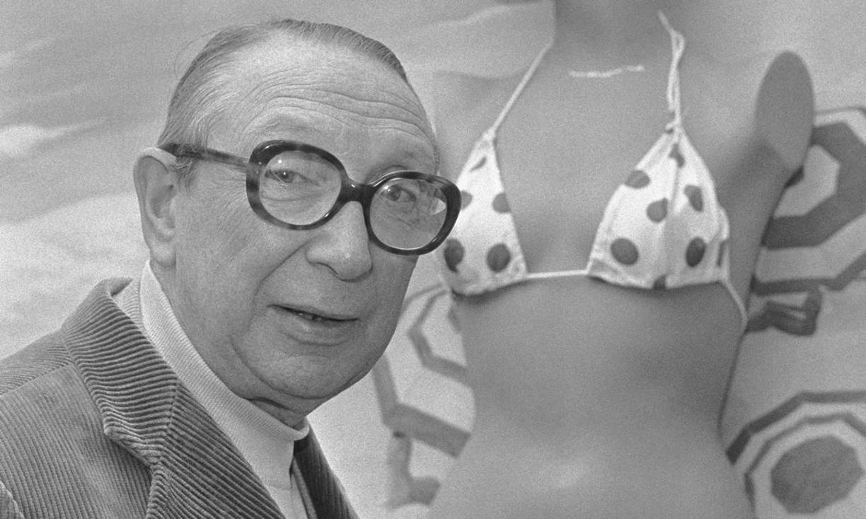 Posterior a la II Guerra Mundial, El 5 de julio de 1946, el ingeniero francés Louis Réard lanzó su creación más controversial que denominó bikini. 