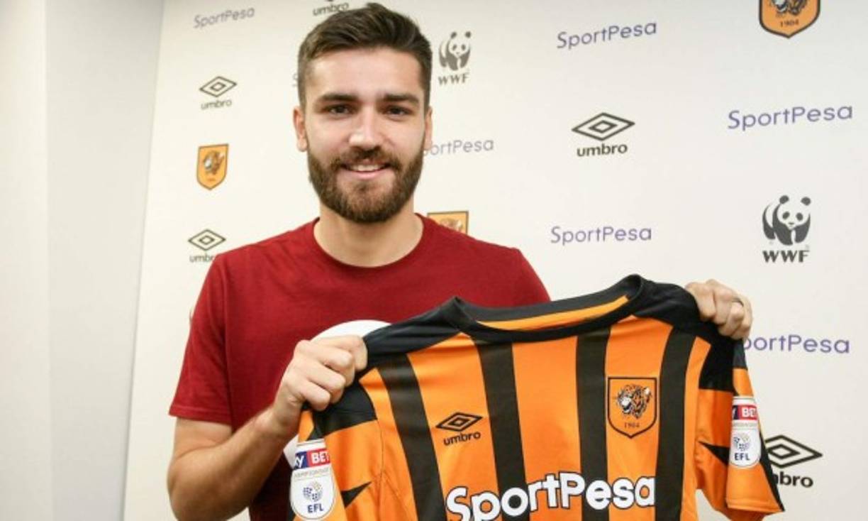 Jon Toral será jugador del Hull City para las tres próximas temporadas. El centrocampista español de 22 años deja la disciplina del Arsenal. En Londres no tuvo oportunidades tras llegar hace seis años de Barcelona. Las últimas temporadas jugó cedido en el Brentford, Birmingham City, Granada y Rangers.