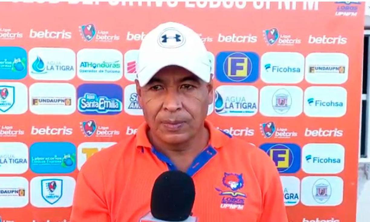 En la UPNFM no descartaron darle la oportunidad al exgoleador Juan Flores, quien ha formado parte del equipo en las categorías menores.