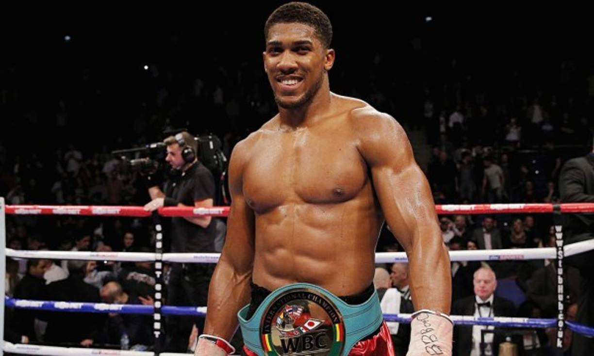 Anthony Joshua, es el peleador acusado de haberle bajado la esposa al boxeador Amir Khan